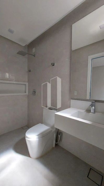 Casa em Jardins Sevilha: 3 Suítes por R$1.590.000,00