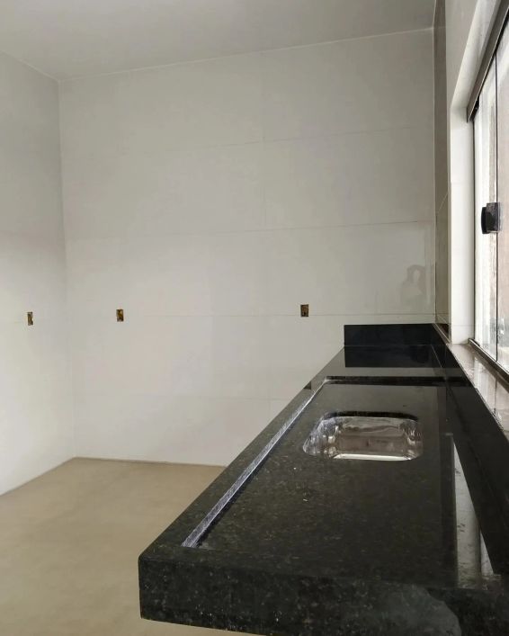 Casa De 3/4 C Suite No Colonial Sul