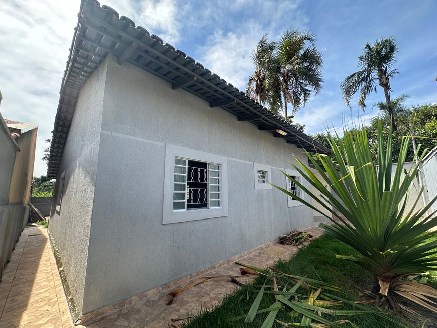 Casa Térrea com 3 quartos a poucos minutos do Polo Empresarial