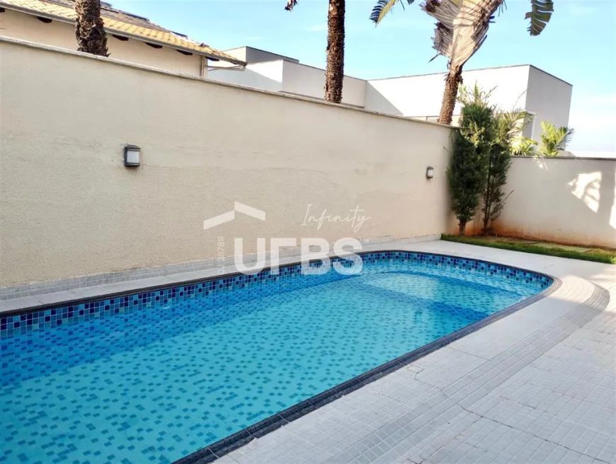 Lindo Sobrado com 310m2 - Jardins Mônaco