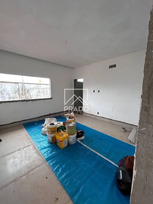 Casa à venda com 3 quartos, Residencial Alvaluz, Aparecida de Goiânia, Goiás