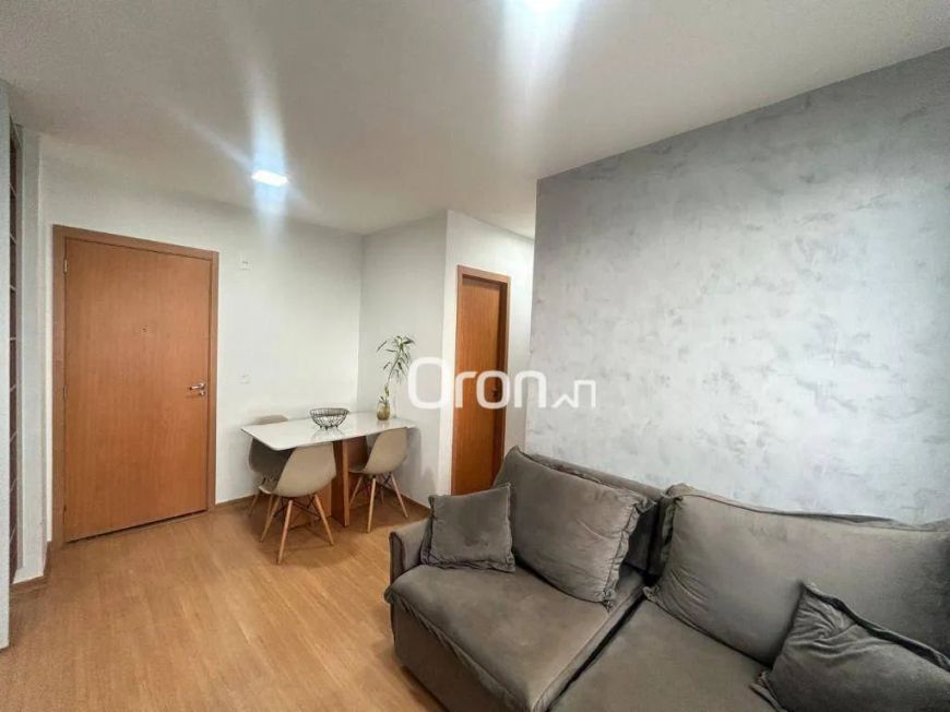 Apartamento com 2 dormitórios à venda, 42 m² por R$ 242.000,00 - Chácara São Pedro - Aparecida de Go