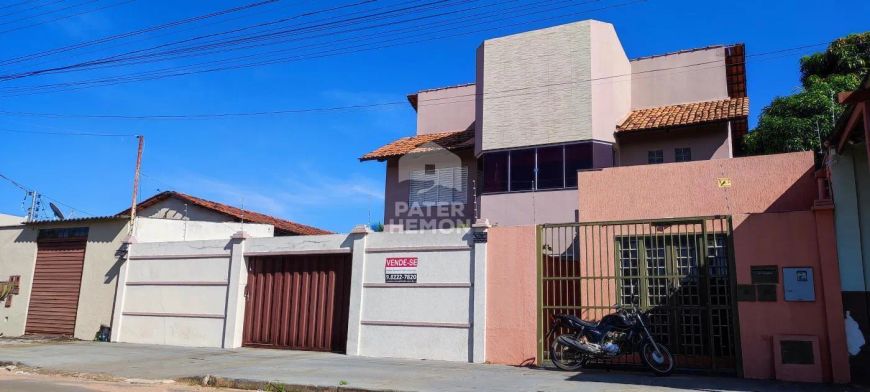 Sobrado à venda no bairro Cidade Vera Cruz em Aparecida de Goiânia/GO
