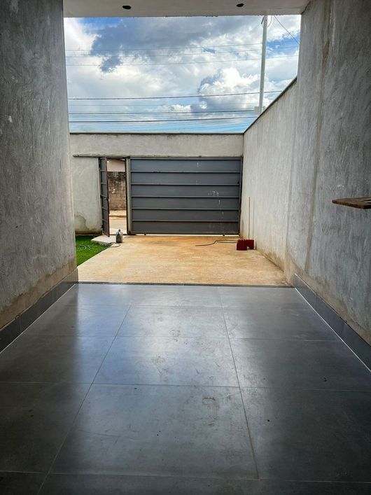 Casa 3 quartos com Suíte - Cidade Satélite São Luiz - Aparecida de Goiânia