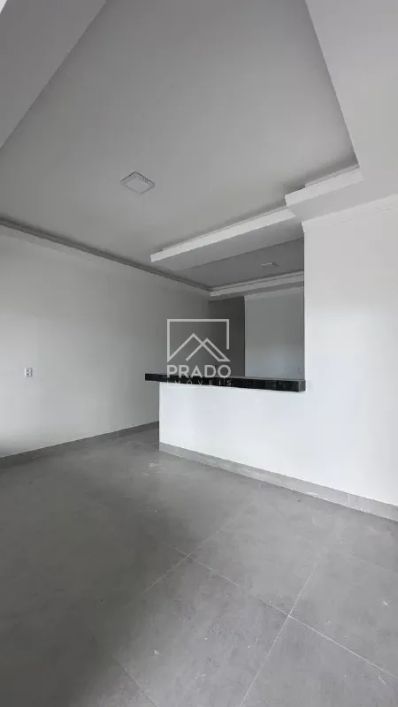 Casa à venda com 2 quartos, Setor Colonial Sul, Aparecida de Goiânia, Goiás