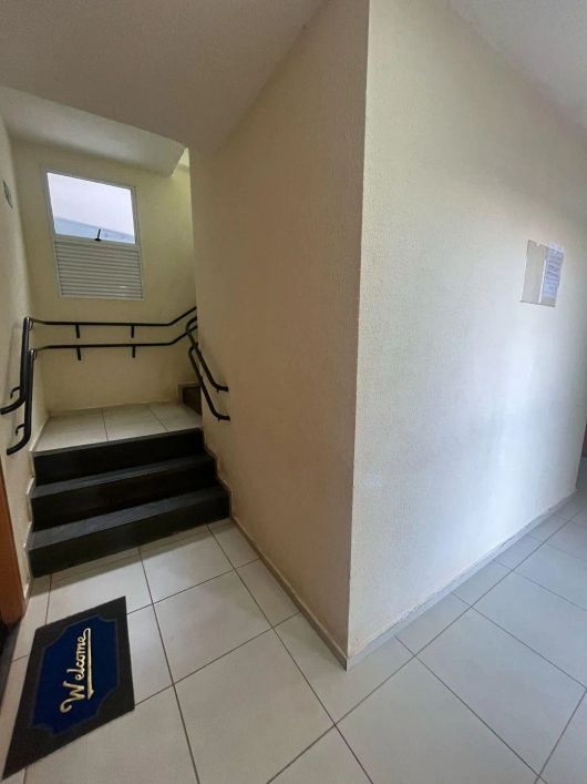Venda-se apartamento com 2 quartos 1 banheiro social, Sala espaçosa, Cozinha Americana, Residencia