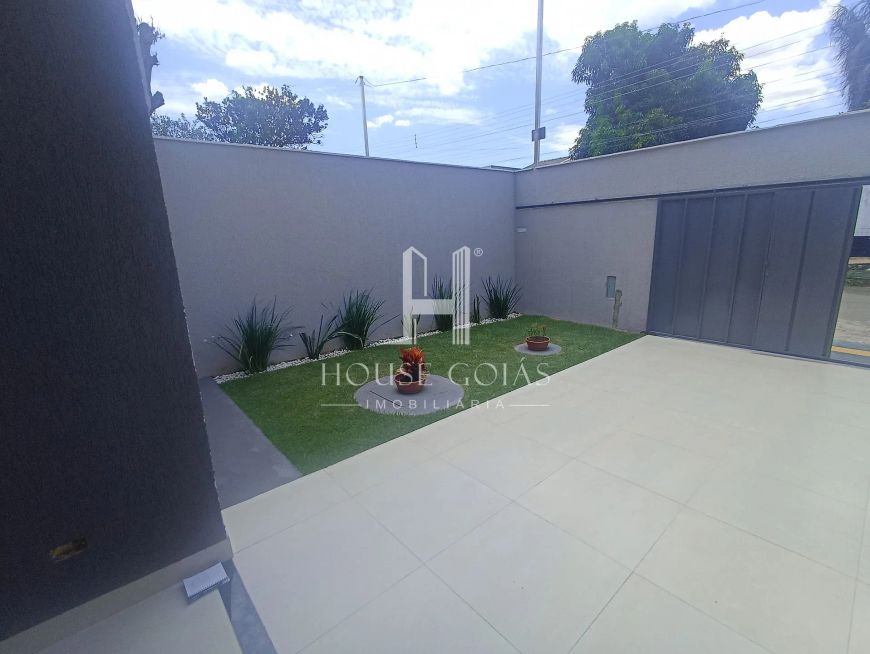 Casa padrão à Venda, Setor dos Bandeirantes, Aparecida de Goiânia, GO