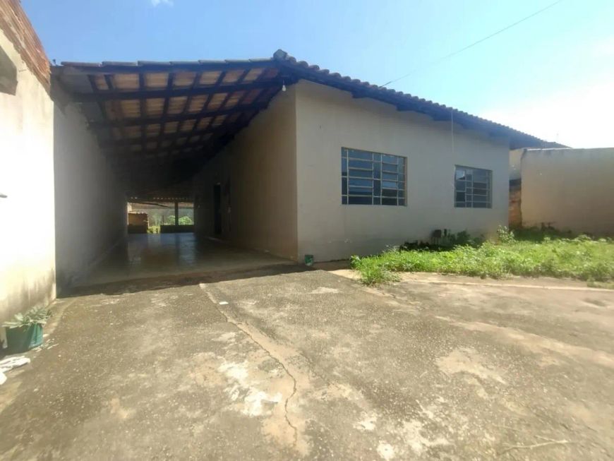 Casa para Venda em Aparecida de Goiânia, Parque das Nações, 3 dormitórios, 1 banheiro