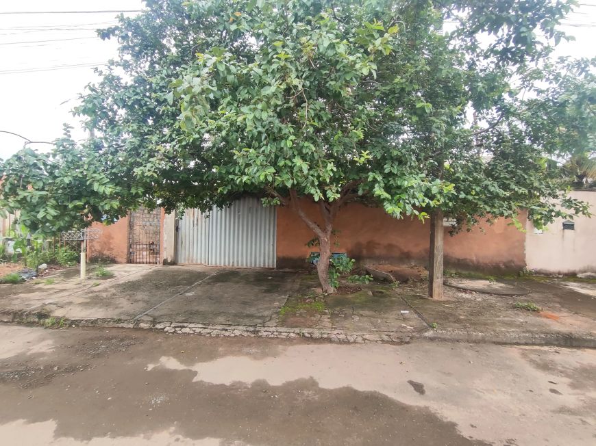 Casa e lote 360 metros Setor Garavelo