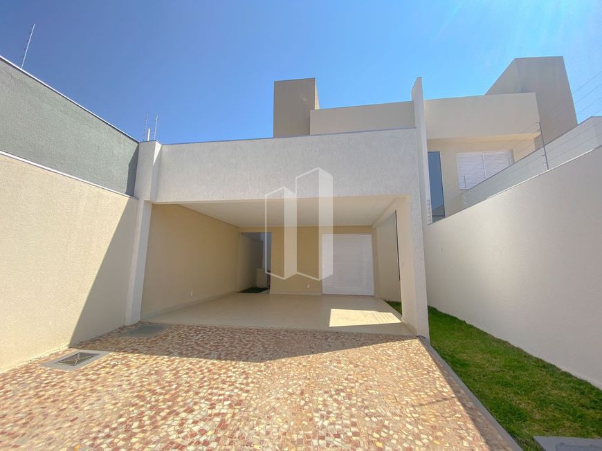Casa com 03 suítes no Setor Vila Brasília - Aparecida de Goiânia