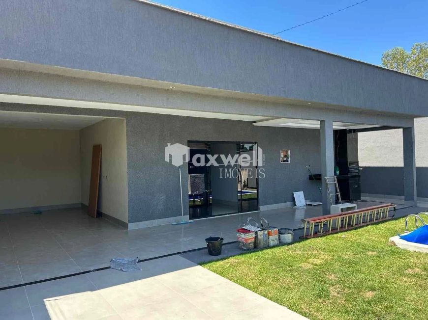 Casa com Piscina à Venda, Vila Oliveira, Aparecida de Goiânia, GO