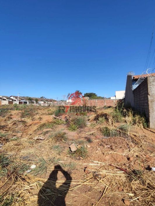 LOTE NO SETOR JARDIM DOM BOSCO - APARECIDA DE GOIÂNIA /GO