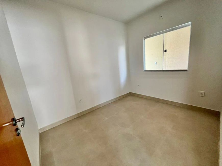Casa Nova em Condomínio Casa em Condomínio com 3 Quarto(s) e 2 banheiro(s) à Venda, 74 por R$ 350.00
