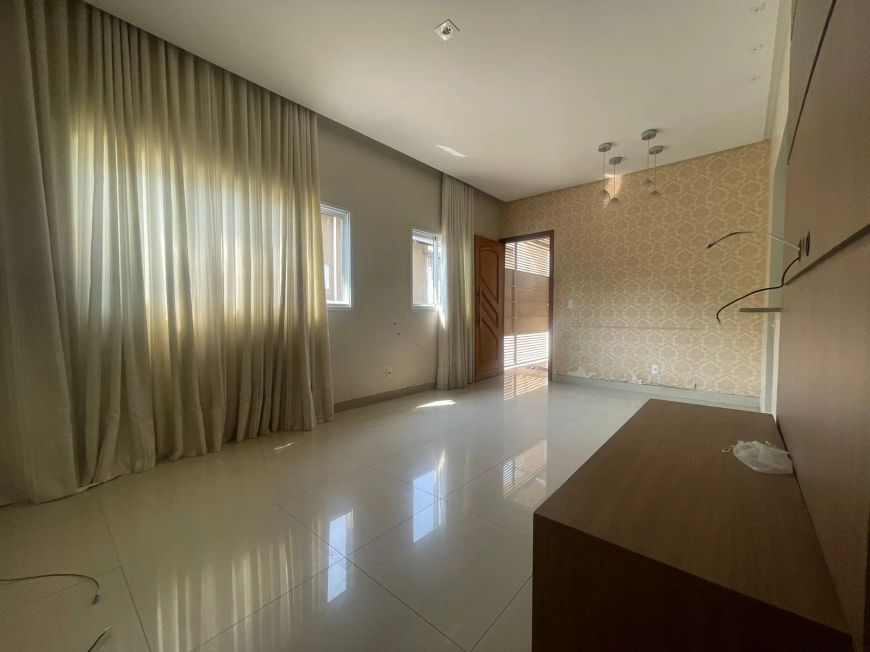 LINDA CASA 03 SUITES EM CONDOMINIO COM PISCINA E CHURRASQUEIRA