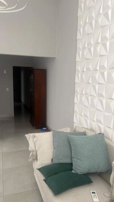 Casa à venda 3 quartos sendo 1 suíte, de 140,00 m² no Bairro Cardoso