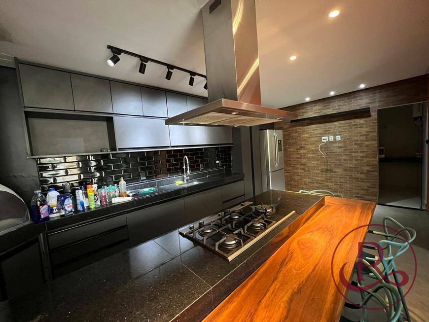 Sobrado com 3 suítes à venda, 190 m² por R$ 750.000 - Sítios Santa Luzia - Aparecida de Goiânia/GO