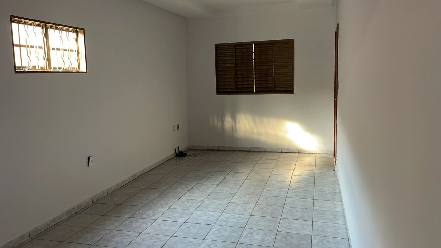 Imóvel para venda possui 98 metros quadrados com 2 quartos