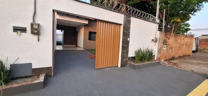 Casa a venda no Setor Cidade Vera Cruz, Aparecida de Goiânia-GO