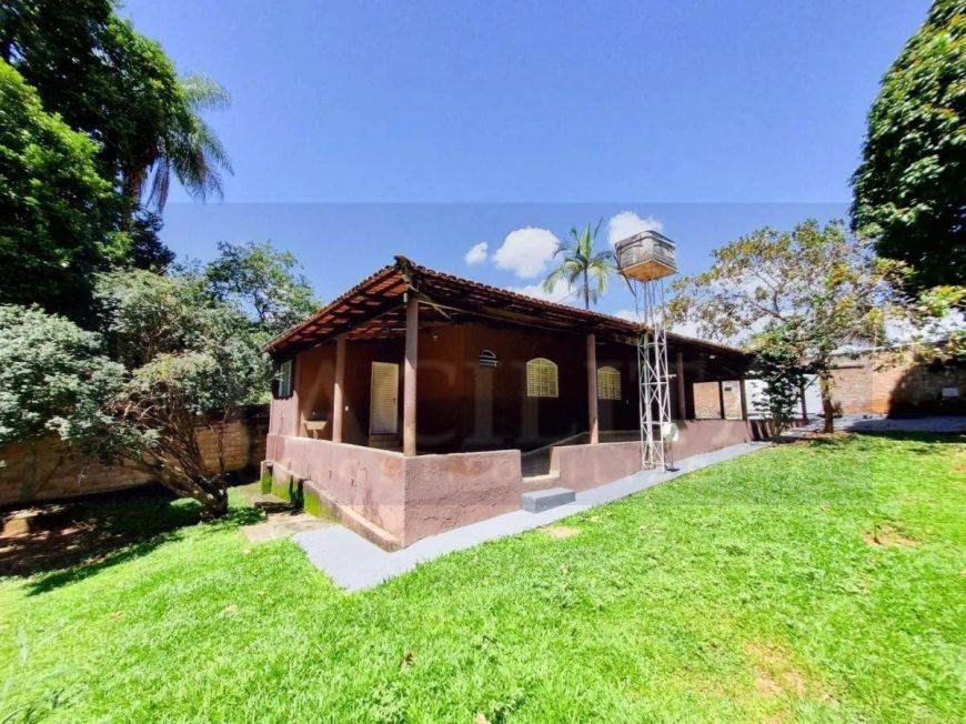 Chácara para Venda em Aparecida de Goiânia, Sítios Santa Luzia Residencial, 3 dormitórios, 1 suíte,