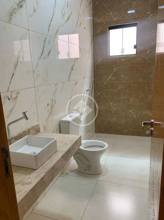 São 3 Casas Disponível. Setor Conde dos Arcos, Aparecida de Goiânia 📌🏡 codigo: 112005