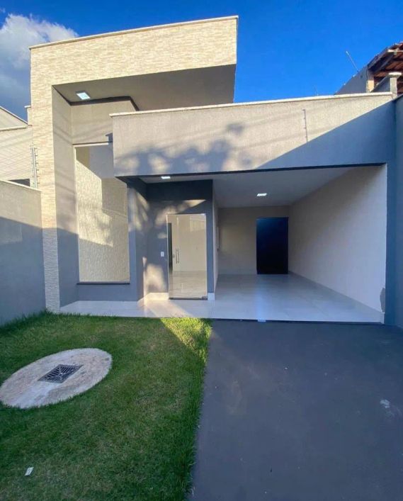 Vendo casa com pé direito duplo, 3 quartos sendo 1 suíte, sala, cozinha, area gourmet Residencial G