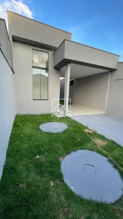 Casa à venda com 3 quartos, Jardim das Hortências, Aparecida de Goiânia, Goiás