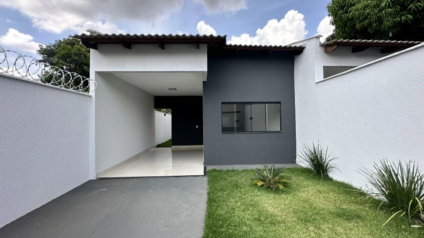 Casa 3 Quartos, Área Gourmet independente e área verde grande