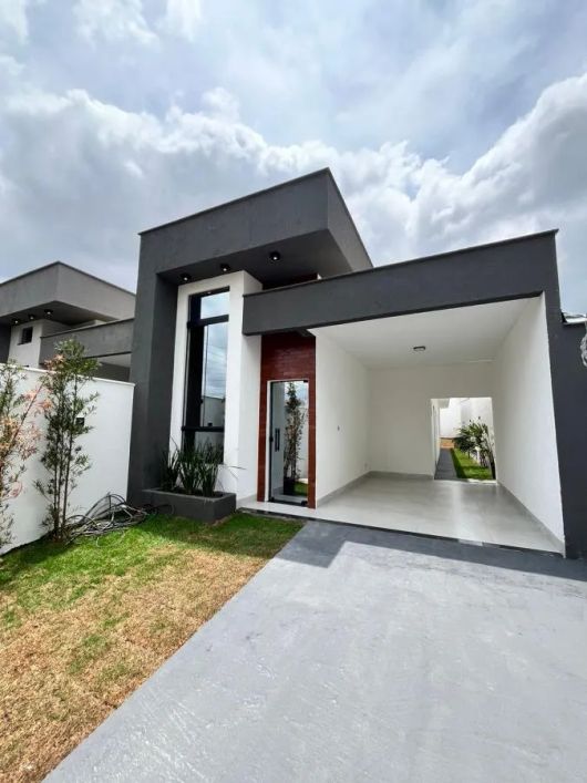 Casa à Venda em Aparecida de Goiânia, 3 quartos Bairro Independência