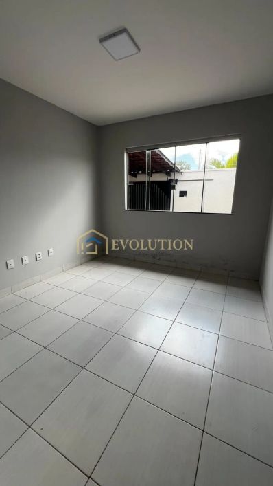 Casa à venda no bairro Mansões Paraíso - Aparecida de Goiânia/GO
