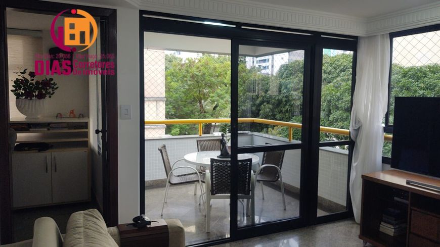 Vendo super oportunidade Apartamento com 194m2, 4 suítes, armários e ar-condicionados com varandas e