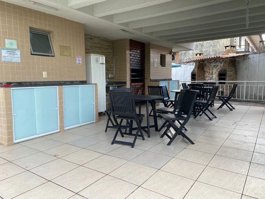 VENDO VARANDA CASTANHEIRA 3/4 (SENDO 2/SUITES)