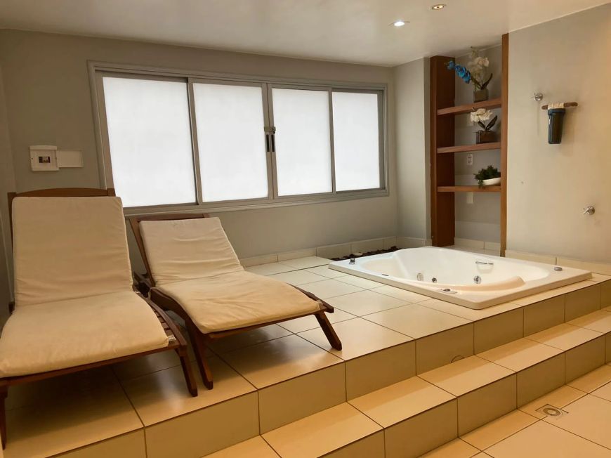 VENDO VARANDA CASTANHEIRA 3/4 (SENDO 2/SUITES)