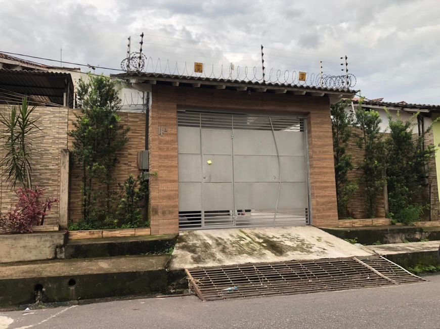 Casa para venda tem 142 metros quadrados com 2 quartos em Centro - Ananindeua - Pará