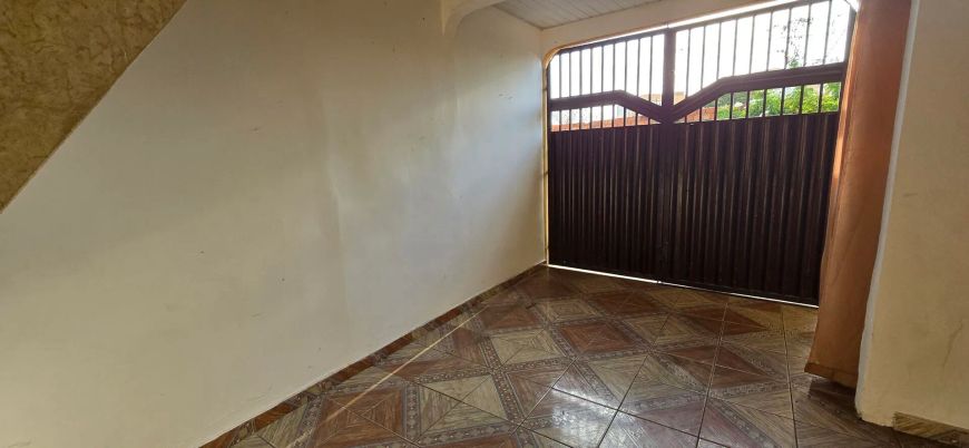 Casa no 40 horas com 3/4 2 suites com quintal