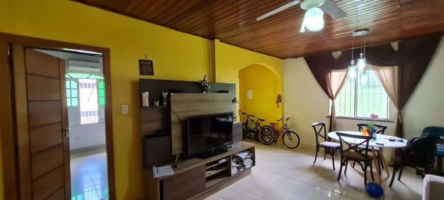 CASA COM 3 DORMITÓRIOS À VENDA CONJUNTO FERNANDO CORREA POR R$ 300.000,00 - CENTRO - ANANINDEUA/PA