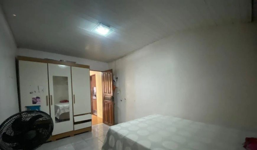 Vende-se casa na CIdade Nova 6, 150m², 3 quartos sendo 1 suíte, 3 vagas