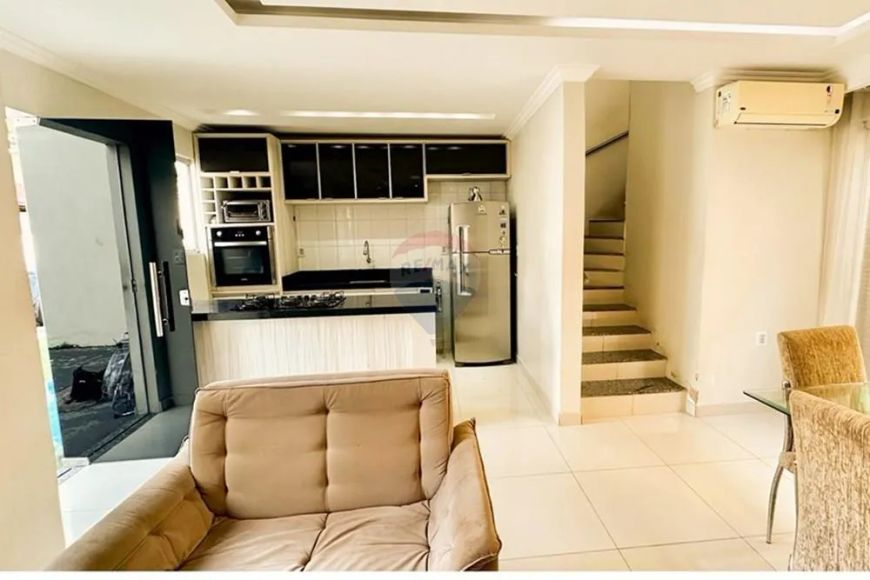 VENDO casa duplex no Condominio Ecoville residence