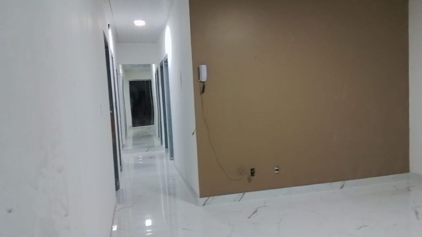 CASA Á VENDA NO COND. MEU SONHO II CÓD.3483
