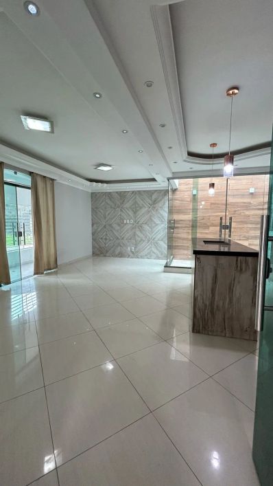 Vendo Casa na Cidade Nova com 4 quartos, Área Gourmet, Piscina, Poço Artesiano