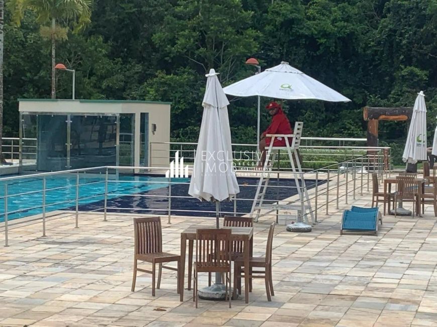 Lote com 516m2 no Cond. Alphaville