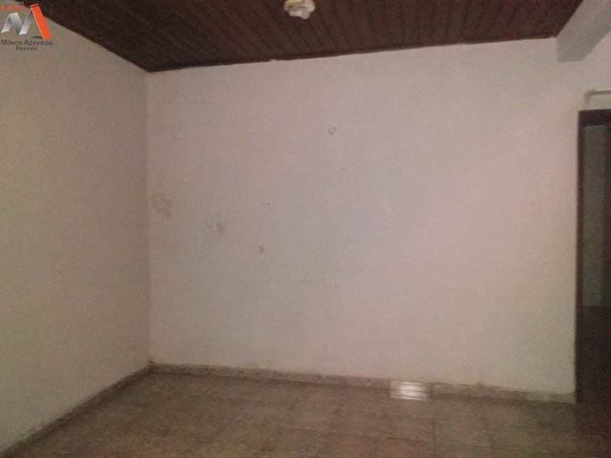 CASA DE 2 PAVIMENTOS AO LADO DO SHOPPING CASTANHEIRA! ÁREA TOTAL DE 250M².