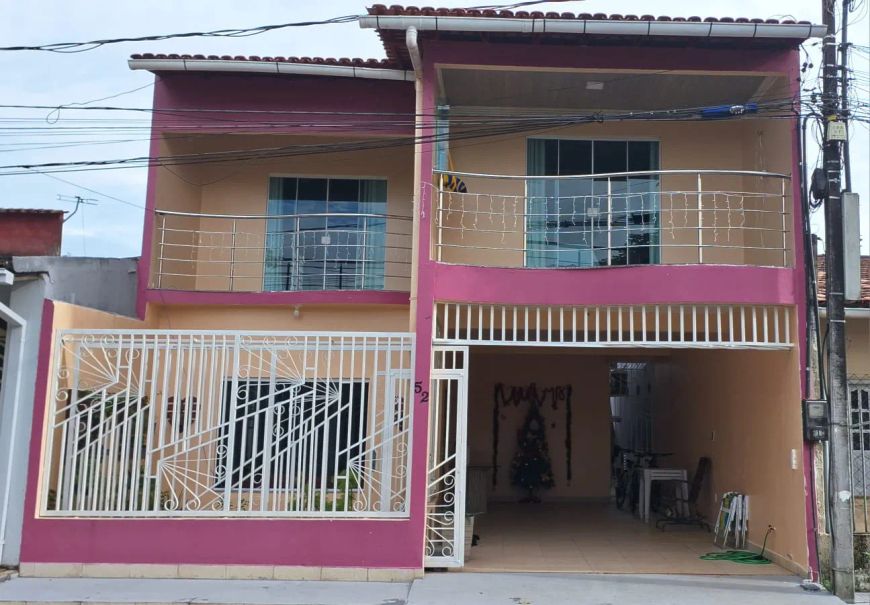 Condomínio Flor de Liz, 230m², 4 quartos Sendo 2 suites, 2 vagas, Coqueiro