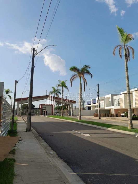 Imóvel para venda possui 199 metros quadrados com 3 quartos em Águas Brancas - Ananindeua - PA