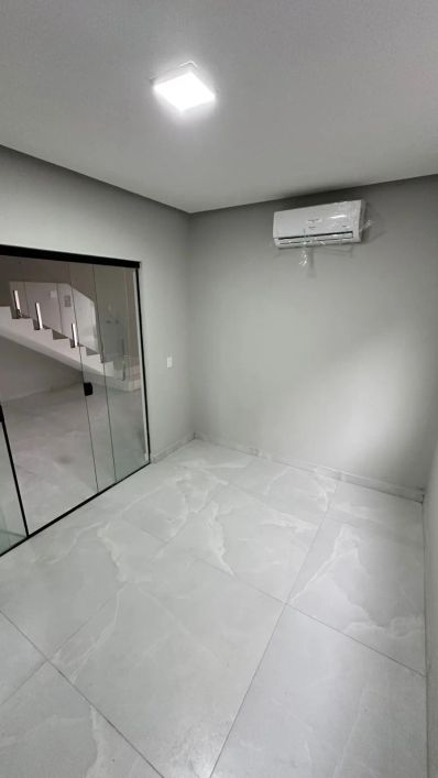 Vendo Casa no Cond. Euroville na Br 316 em Ananindeua com placa solar