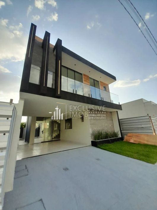 Imóvel para venda tem 199 metros quadrados com 4 quartos em Águas Brancas - Ananindeua - PA