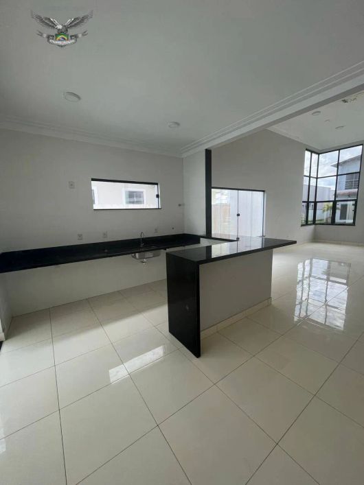 Casa Espetacular em Condomínio Fechado: Sua Oportunidade de Viver com Luxo