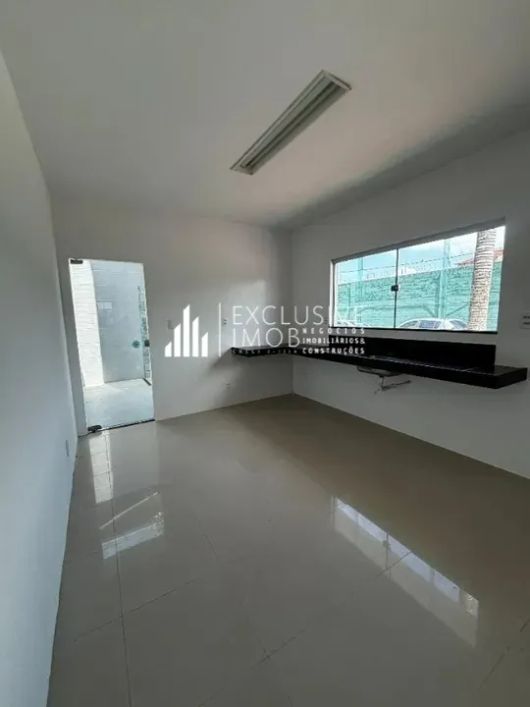 LINDÍSSIMA CASA NO CONDOMÍNIO VILA FIRENZE