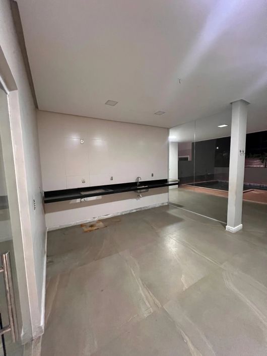 JS- RESIDENCIAL CASTANHEIRA 4 SUÍTES-Piscina