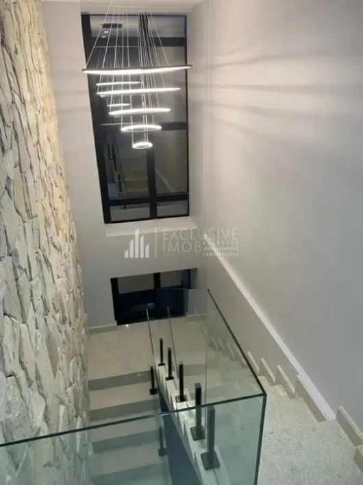 Imóvel para venda possui 211 metros quadrados com 2 quartos em Águas Brancas - Ananindeua - PA