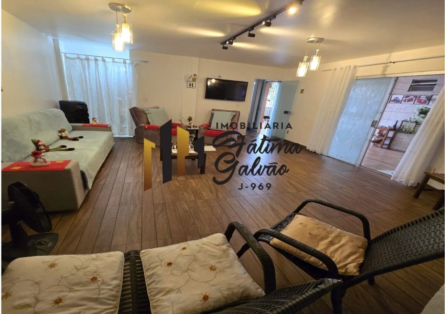 Vendo Casa Residencial Com Mais 09 Aptos / Júlia Seffer